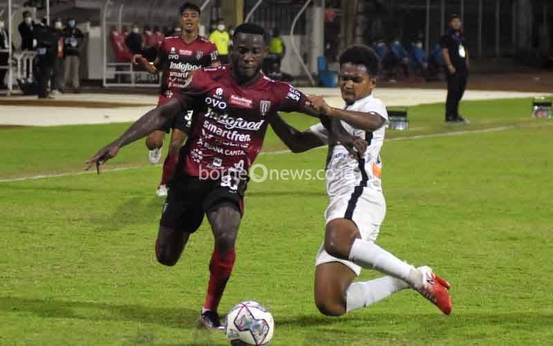 David Rumakiek Bangga Bisa Bergabung dengan Persib Bandung