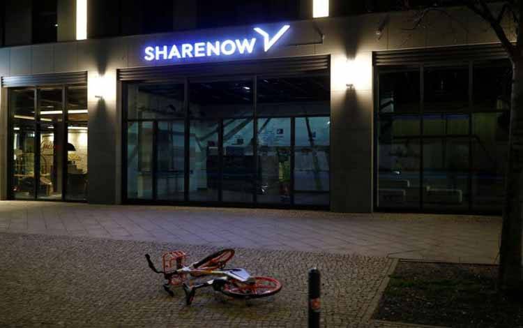 BMW dan Mercedes-Benz Jual Usaha Patungan ke Stellantis