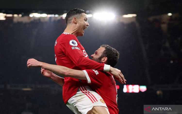 Roy Keane Yakin Cristiano Ronaldo Tertahan di Manchester United