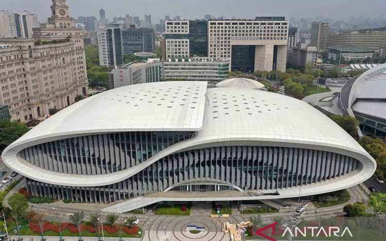 Foto udara Huanglong Sports Centre Swimming & Diving Centre, salah satu venue Asian Games ke-19 Hangzhou 2022 di Hangzhou, Provinsi Zhejiang, China timur, Senin (28/3/2022). Asian Games ke-19 Hangzhou 2022 rencananya digelar pada 10-25 September 2022.