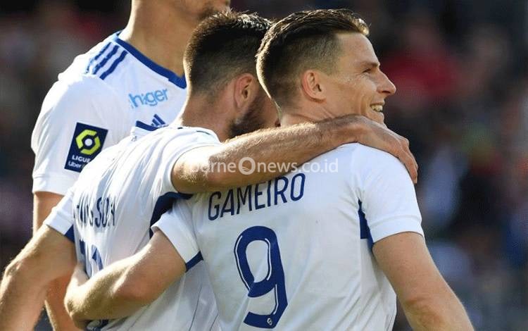 Gameiro Bawa Lagi Strasbourg ke Posisi Kelima
