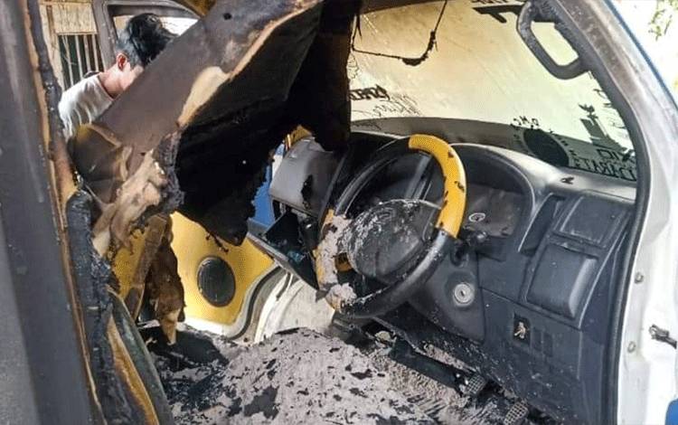 Pikap Milik Warga Kumai Hulu Terbakar, Satu Orang Terlula