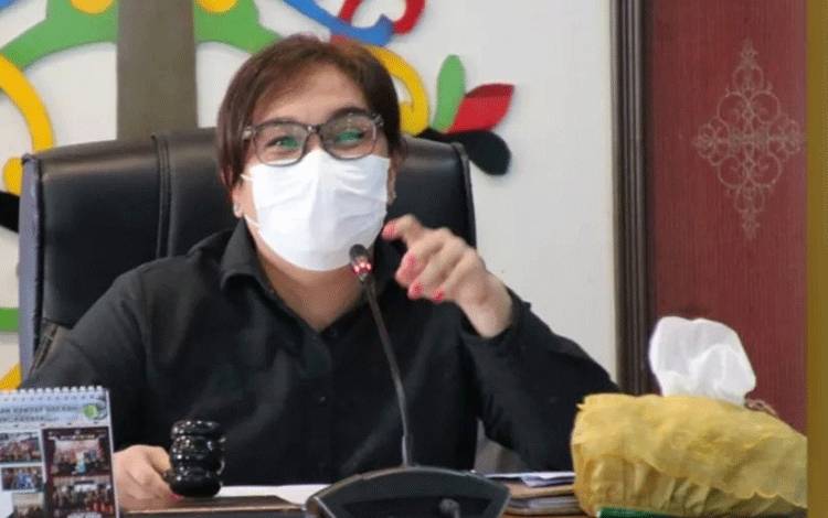 Ketua Bapemperda DPRD Kota Palangka Raya, Vina Panduwinata