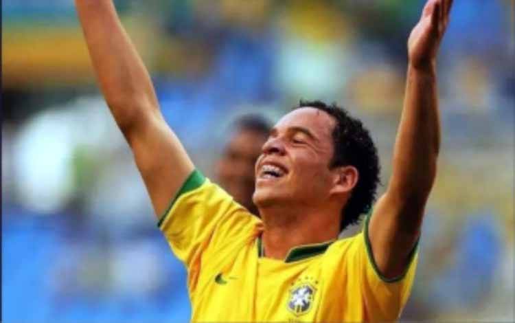 Madura United Datangkan Gelandang Serang asal Brazil Lulinha