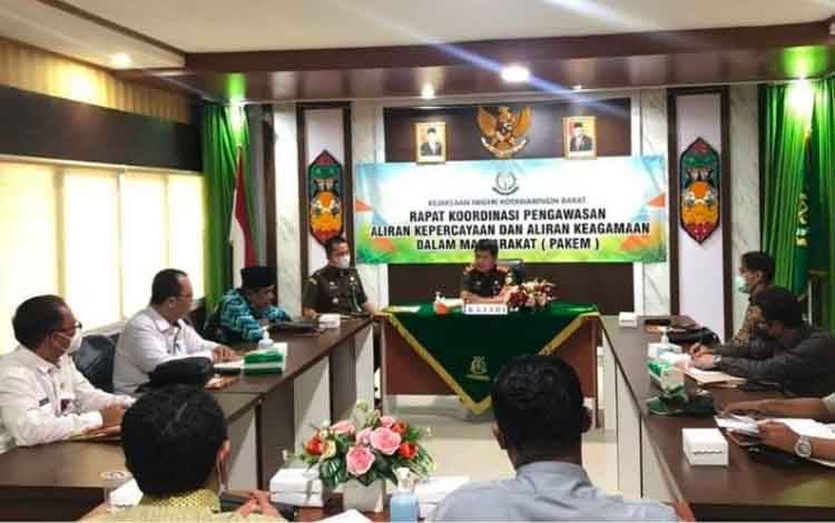 Cegah Aliran Sesat, Kejari Kobar Gelar Rapat Koordinasi Pakem