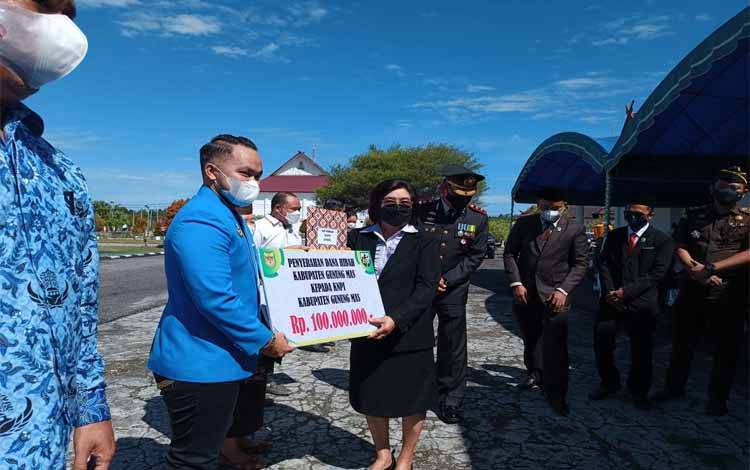 Pemkab Gunung Mas Berikan Dana Hibah ke KNPI