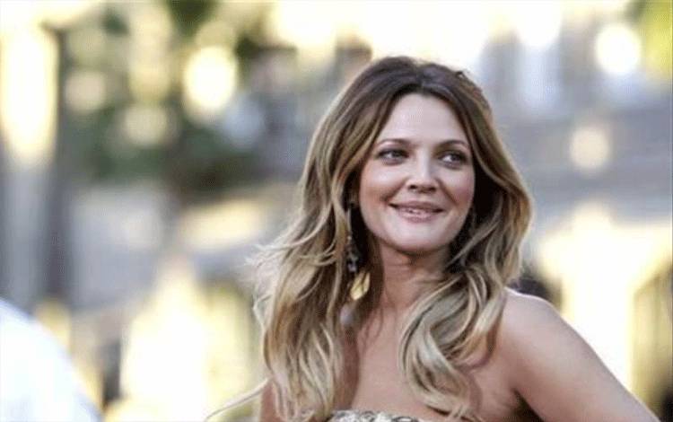Drew Barrymore Bagikan Kiat untuk Memulai Diet Nabati