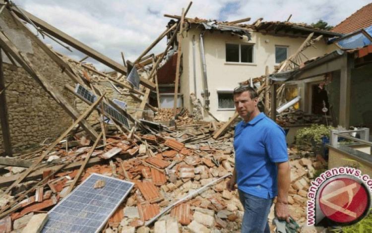 Satu Tewas, 40 Luka-luka Akibat Angin Tornado