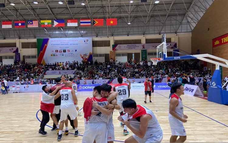 Tim Basket Putra Indonesia Cetak Sejarah Juarai SEA Games