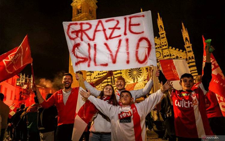 Berlusconi Ingin Monza Raih Gelar Liga Italia dan Liga Champions