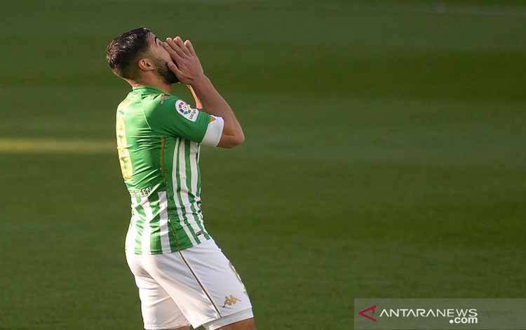 Newcastle Dikabarkan Tertarik Boyong Nabil Fekir dari Real Betis