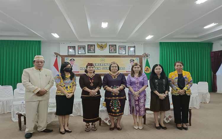 Wabup Gunung Mas: Kita Harus Bangga dan Melestarikan Kebudayaan