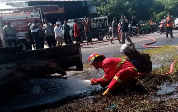 Cegah Kebakaran Pada Kendaraan, Damkar Kobar Sarankan Kendaraan Dilengkapi APAR