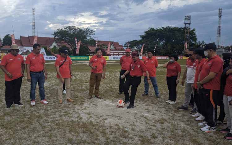 Piala H Agustiar Sabran di Sampit Diikuti 64 Klub Seluruh Kalteng