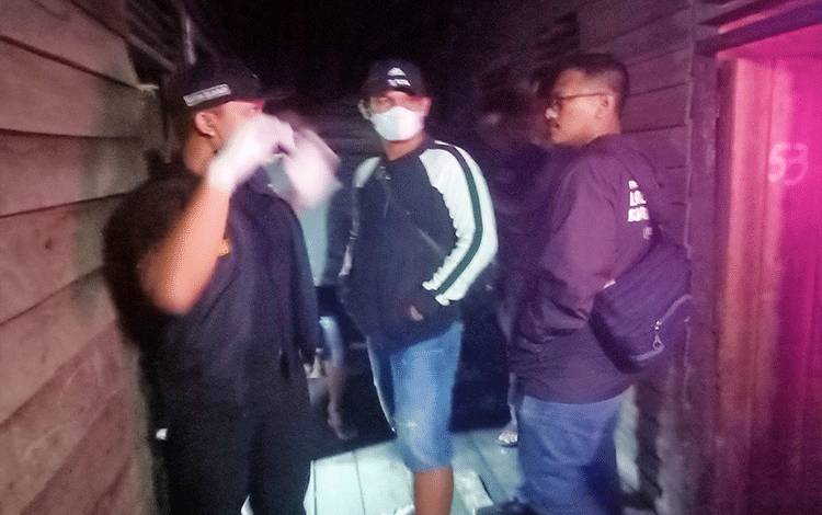 Pulang Kerja Mabuk Pukul Kaca Rumah, Warga Jalan Murjani Meninggal