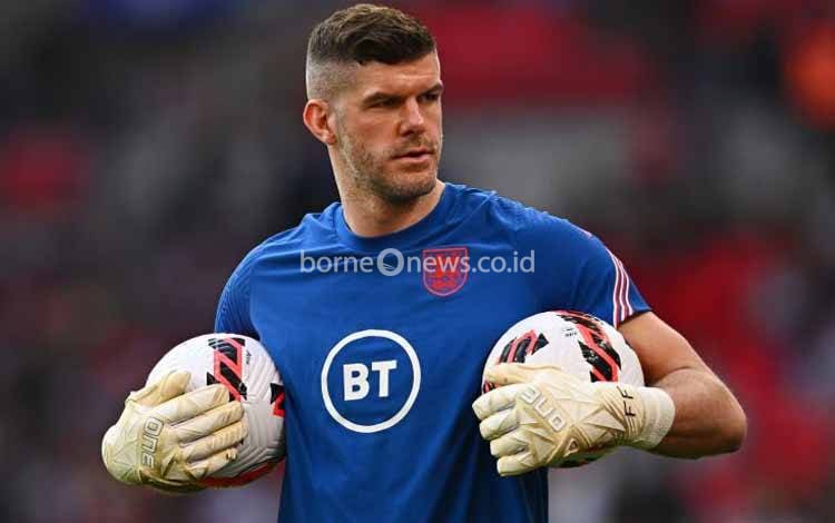 Fraser Forster Resmi Pemain Baru Tottenham Hotspur