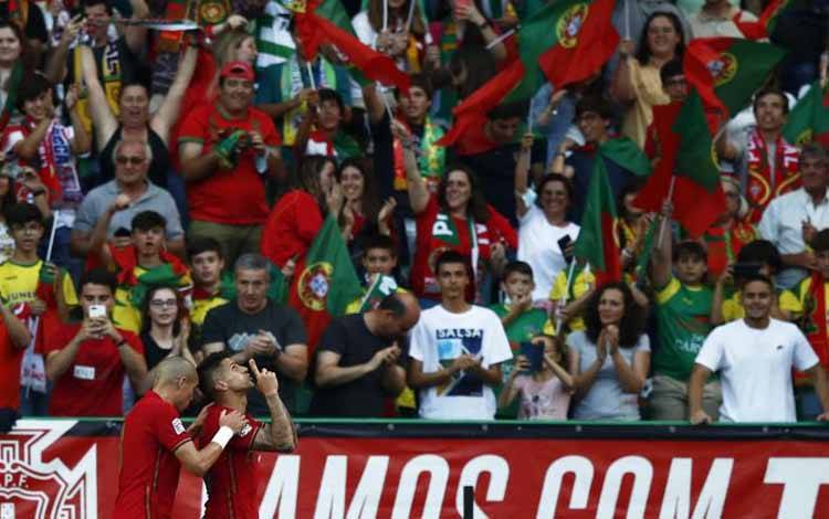 Portugal Tekuk Republik Ceko 2-0