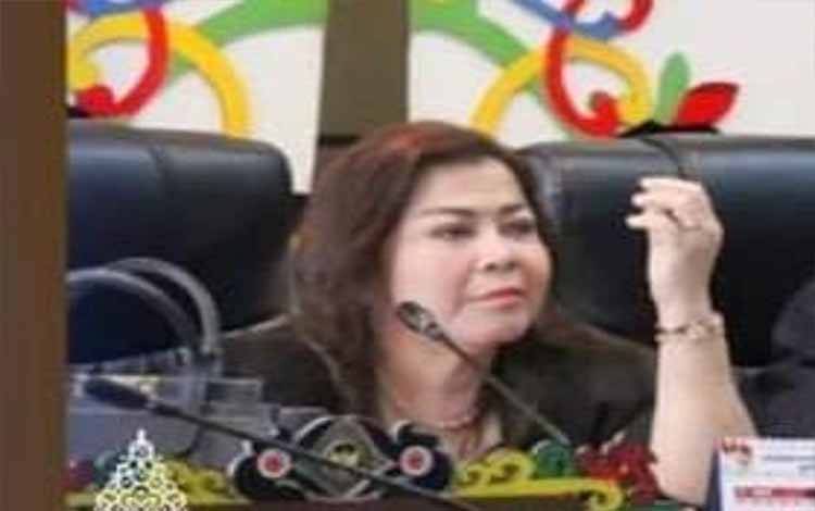 Komisi B Sarankan Masyarakat Investasi di Industri Produktif