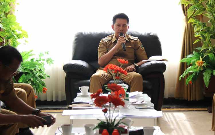 Bupati Barito Utara akan Bawa Masalah Pegawai Non PNS ke Raker APKASI