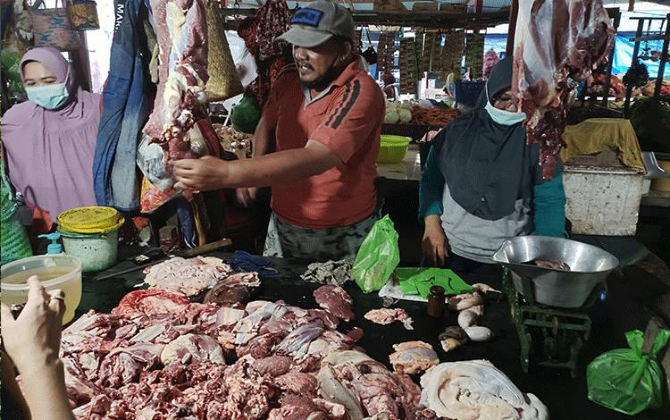 Sepekan Terakhir Harga Ayam di Kuala Pembuang Naik