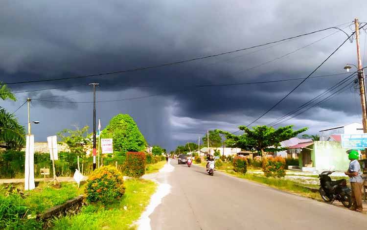 BMKG Prediksi Sejumlah Kota akan Diguyur Hujan Minggu Pagi, Palangka Raya Begini...