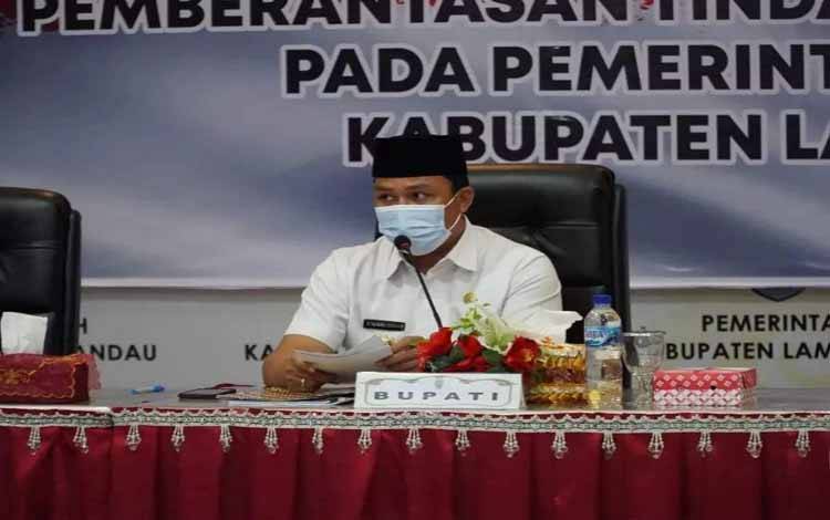 Bupati Lamandau Hendra Lesmana pimpin rapat koordinasi bersama Tim Koordinasi Dan Supervisi Pencegahan KPK RI