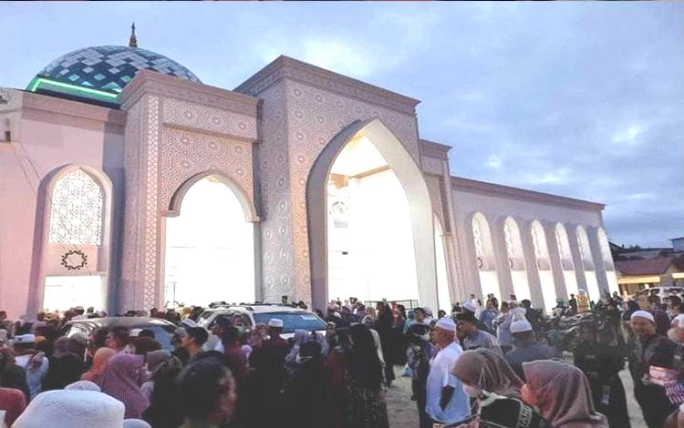 Jemaah Calon Haji Barito Utara Diberangkatkan ke Embarkasi Haji Banjarmasin