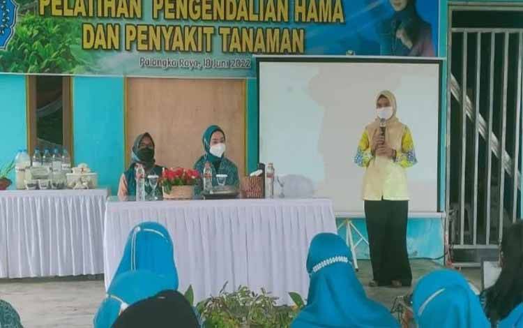 PKK Palangka Raya Sosialisasikan Cara Tanggulangi Hama dan Penyakit Tanaman