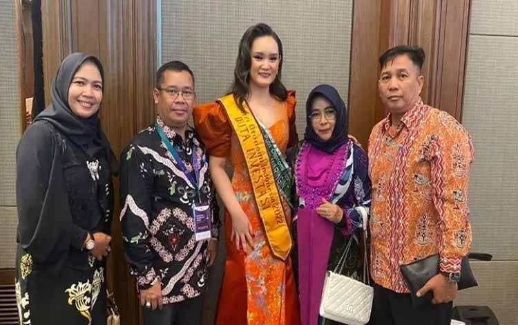 Bupati Apresiasi Putri Otonomi Utusan Kotim Peroleh Predikat Duta Investasi 2022