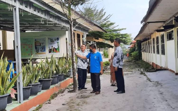 Wakili Kobar, SMAN 1 Kumai Ikuti Penilaian Adiwiyata Tingkat Provinsi