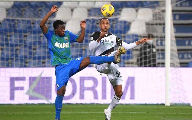 Terancam Gagal Dapatkan Renato Sanches, AC Milan Bidik Hamed Traore