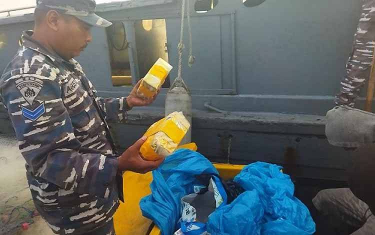 TNI AL Gagalkan Penyelundupan 29 Kg Sabu-sabu dari Malaysia di Sumut
