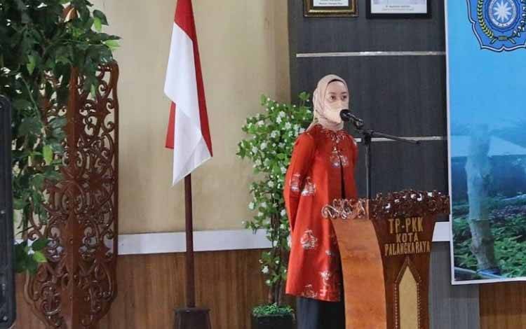 Ketua TP PKK Palangka Raya, Avina Fairid Naparin