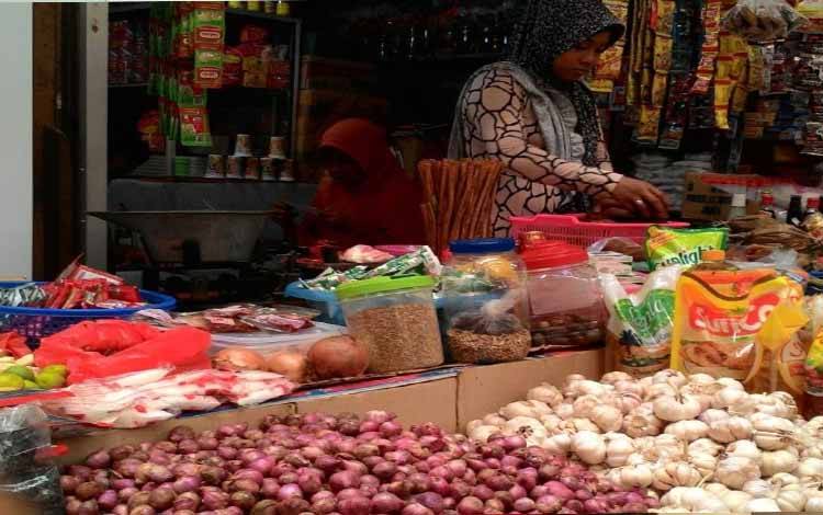 Harga Ayam Turun, Bawang Merah Naik