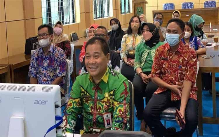 Dinas Dukcapil Kapuas Ikuti Rakernas Peningkatan Kualitas Layanan