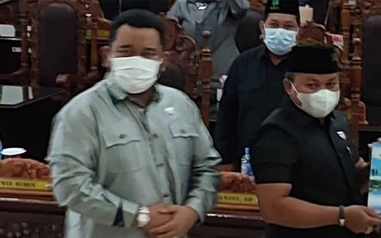 Ketua DPRD Kapuas Minta Segera Jalankan Pengerjaan Jalan Pujon - Jangkang