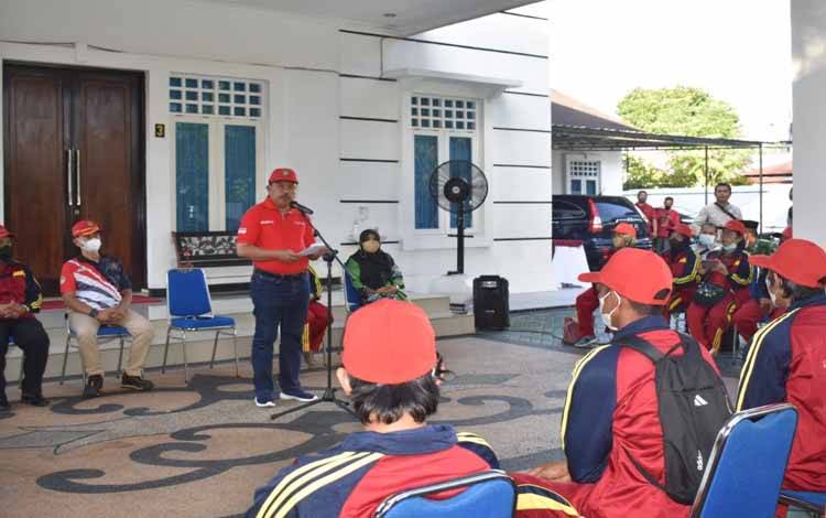 Nuryakin Ingatkan Kontingen Pesonas Kalteng Jaga Stamina dan Kesehatan