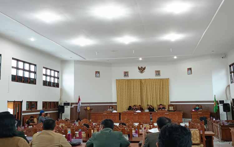 DPRD Gunung Mas Rapat Paripurna Membahas Hal Ini