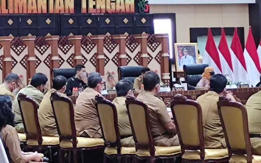 Rakor Tim Percepatan Akses Keuangan Daerah (TPAKD) Kalimantan Tengah