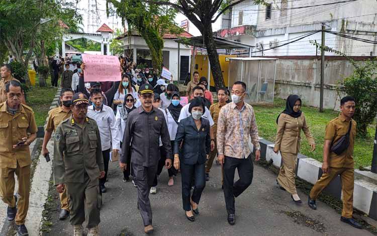 Pemkab Kotim Minta Waktu Beberapa Hari untuk Meping Kebutuhan Tekon