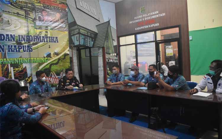 Lurah Selat Hulu Sambangi Dinas Kominfo Kapuas, Ini Tujuannya