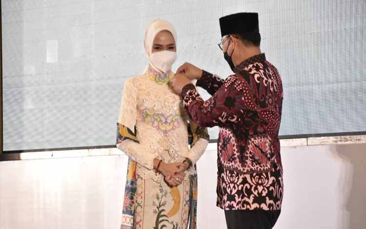 Hadiri Penyematan Manggala Karya Kencana, Menko PMK Muhadjir Effendy Ingatkan Prioritas Pengentasan Stunting