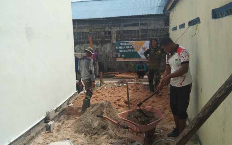 Kodim dan Baznas Palangka Raya Bedah Rumah Warga Tak Mampu