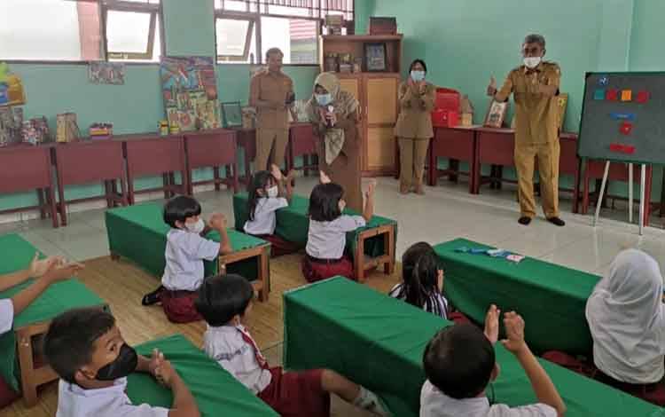 Disdik Palangka Raya Luncurkan Klinik Peduli Literasi Sekolah