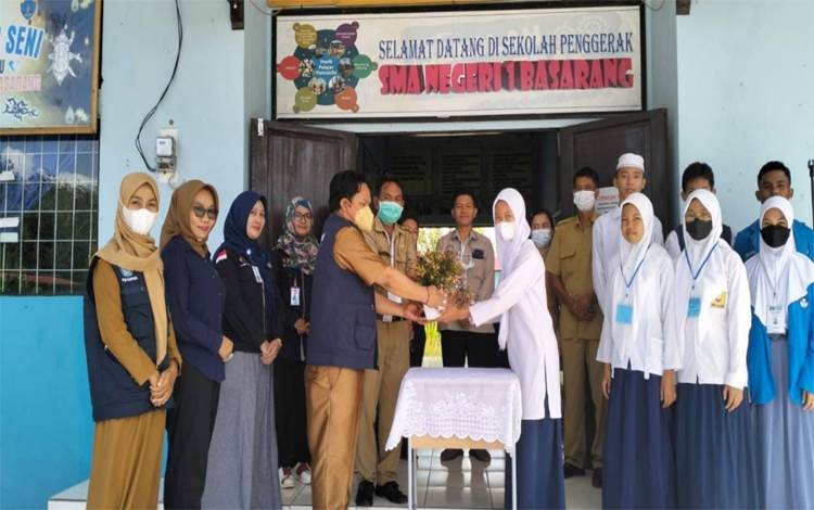 Komunitas Bahalap Guru Penggerak Kapuas Kolaborasi Dengan Sekolah Penggerak SMAN 1 Basarang, Ini Tujuannya