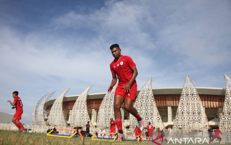 Brian Fatari Ingin Bawa Persipura kembali ke Liga 1 Indonesia