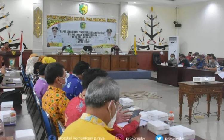 Wali Kota Palangka Raya Ingatkan OPD Susun Renstra dan Renja Sesuai Koridor dan Regulasi