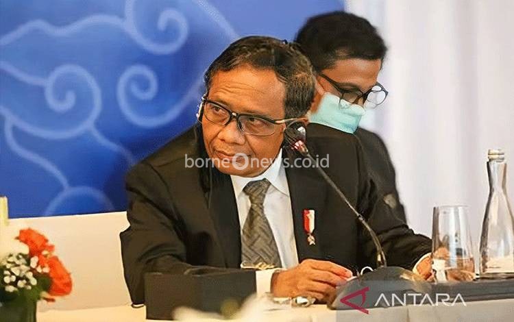 Mahfud MD Jabat Plt Menteri PANRB Hingga Diangkatnya Menteri Definitif