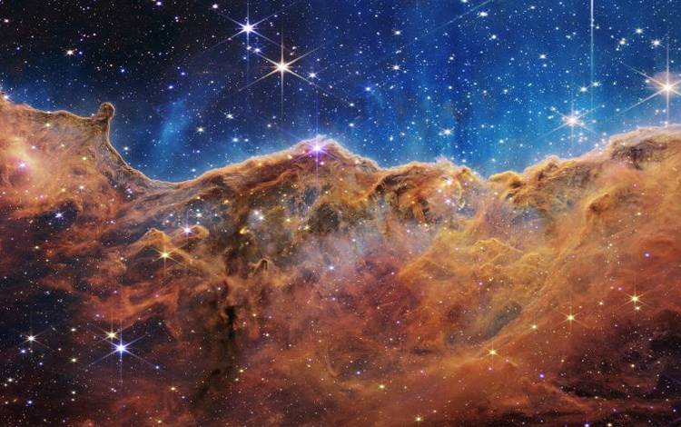 NASA Pamerkan Keindahan Semesta Hasil Tangkapan Teleskop Webb