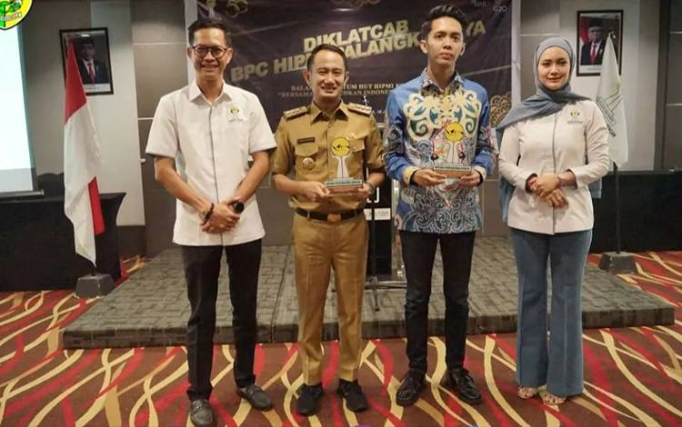 Wali Kota Palangka Raya Minta HIPMI Bantu UMKM Naik Tingkat